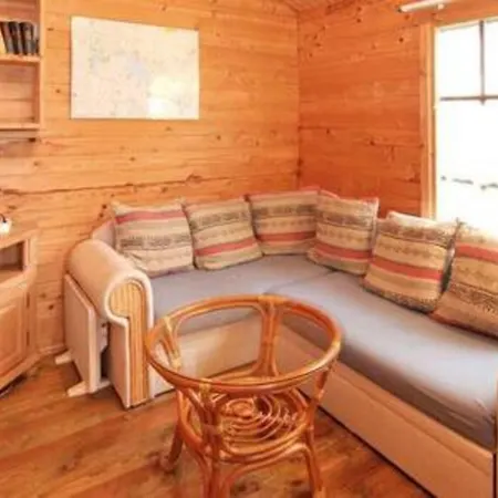 Gemuetliche Ferienhuette Am Mit Grossem Garten Feriehus